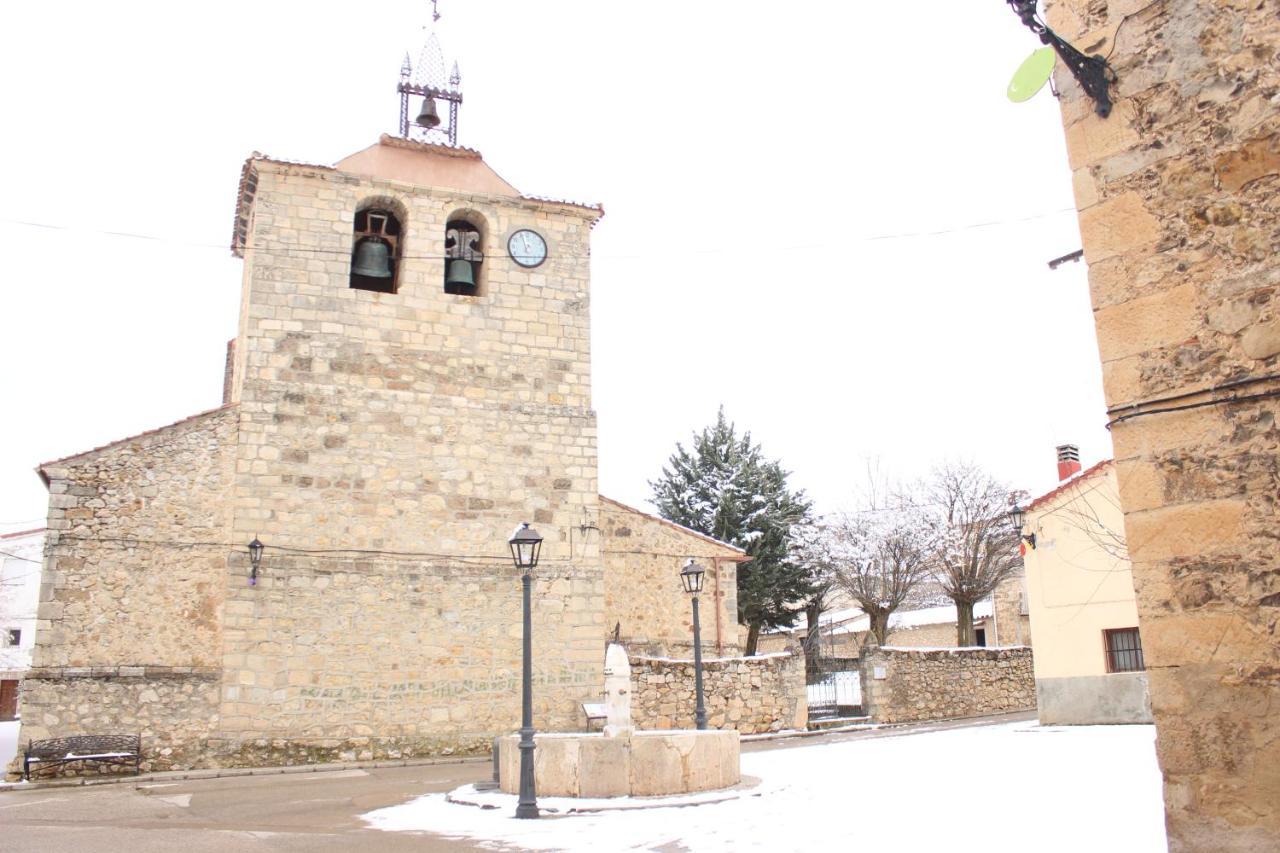 פראלחוס דה לאס טרוצ'אס Casas Rurales Chon Alto Tajo מראה חיצוני תמונה