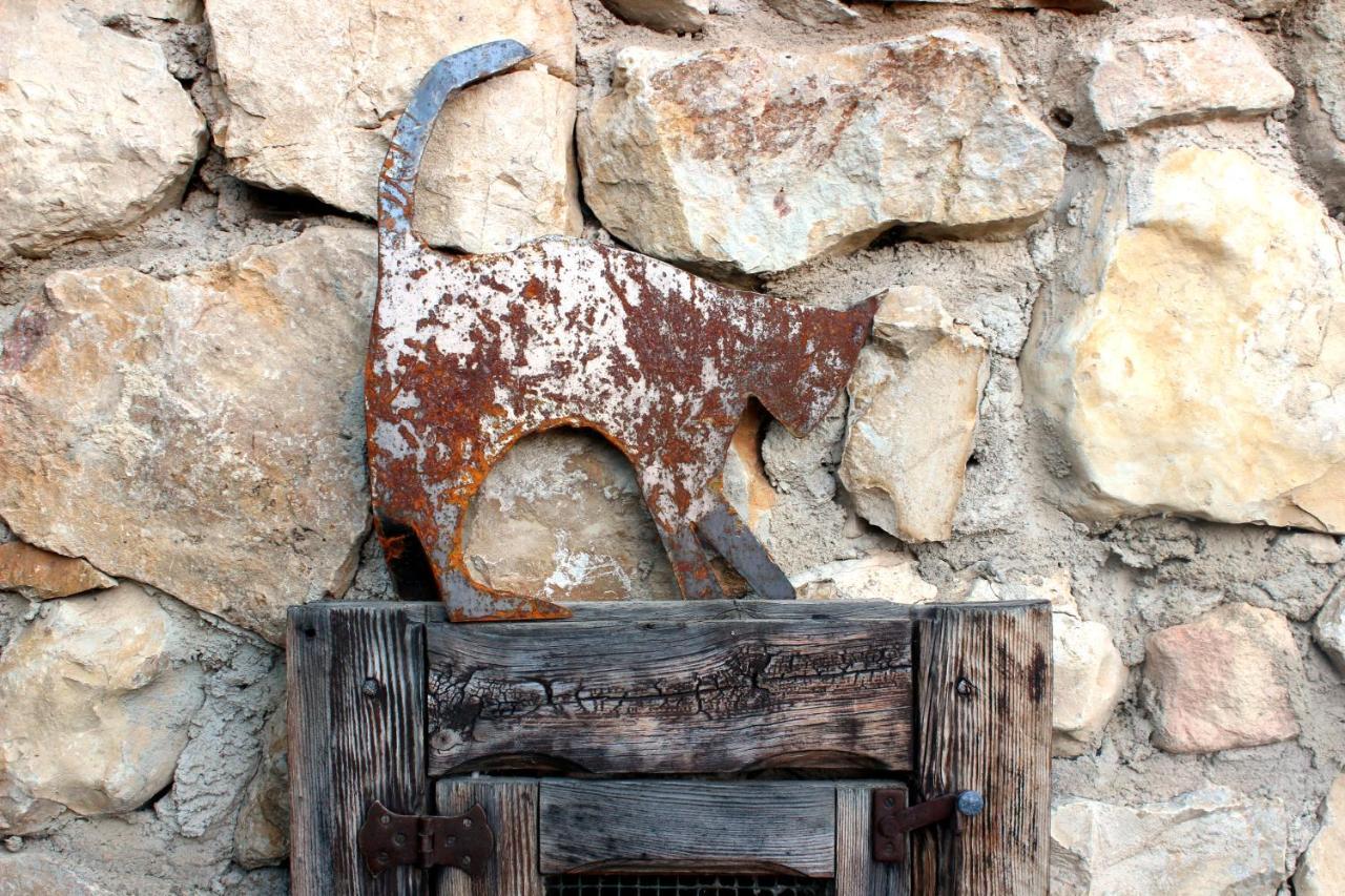 פראלחוס דה לאס טרוצ'אס Casas Rurales Chon Alto Tajo מראה חיצוני תמונה