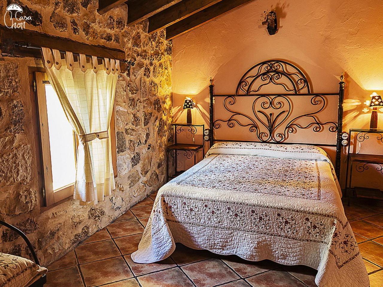 פראלחוס דה לאס טרוצ'אס Casas Rurales Chon Alto Tajo מראה חיצוני תמונה